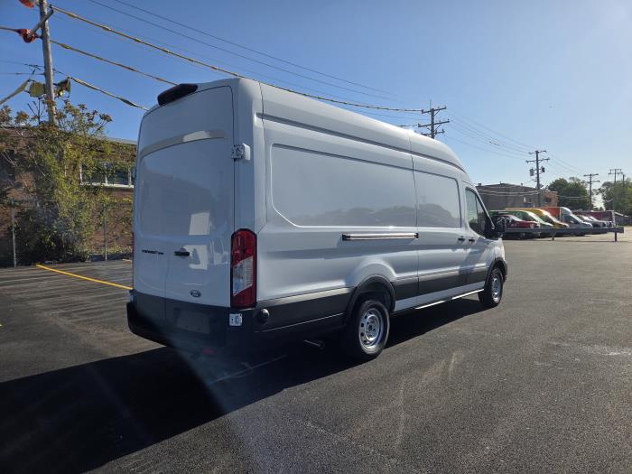 2026 Ford Transit-350-6