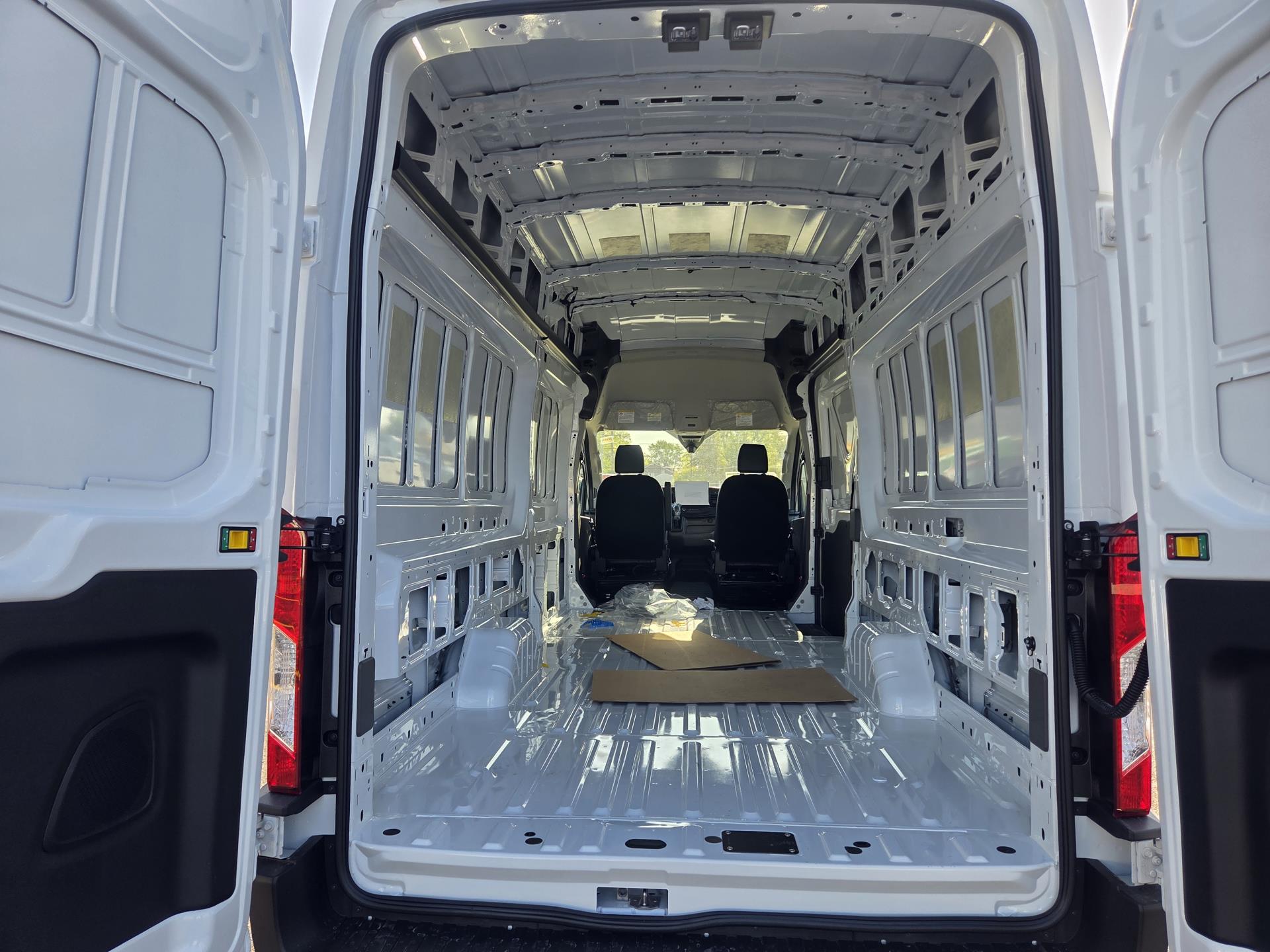 New 2026 Ford Transit 350 - photo 9