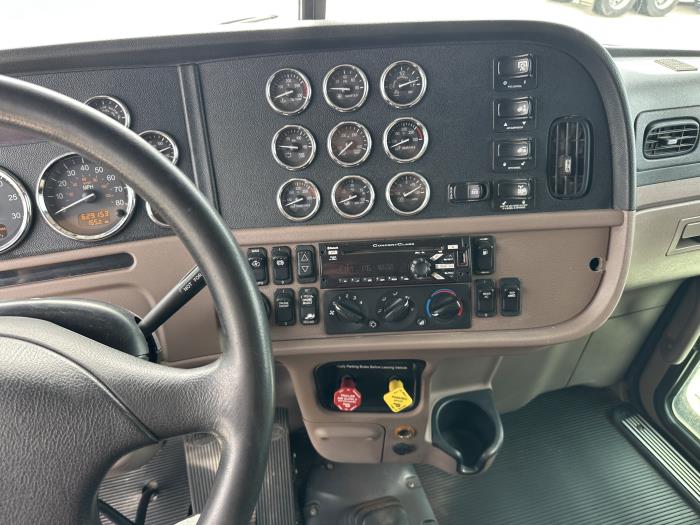 2016 Peterbilt 389-10