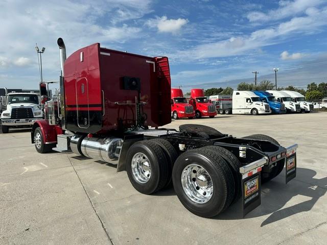 2024 Peterbilt 389-20