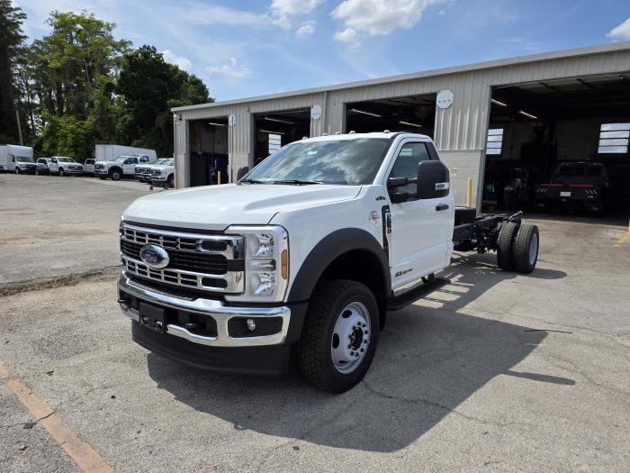 2026 Ford F-550-1