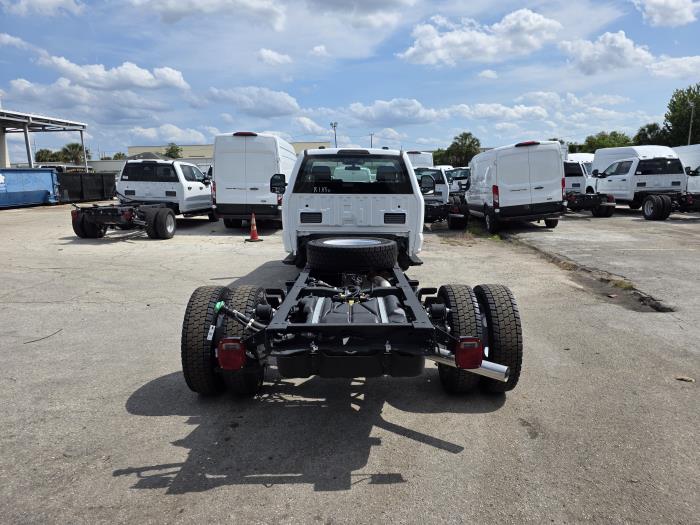 2026 Ford F-550-6