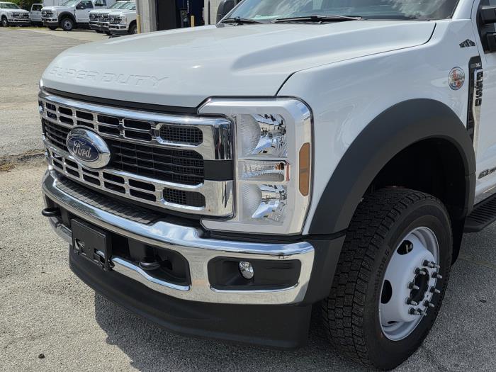 2026 Ford F-550-9