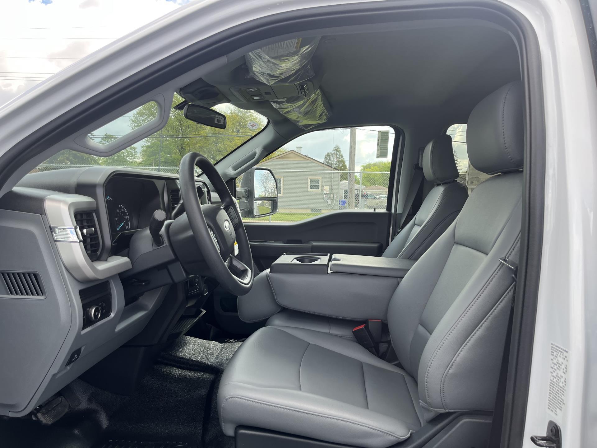 New 2026 Ford F-450 - photo 13