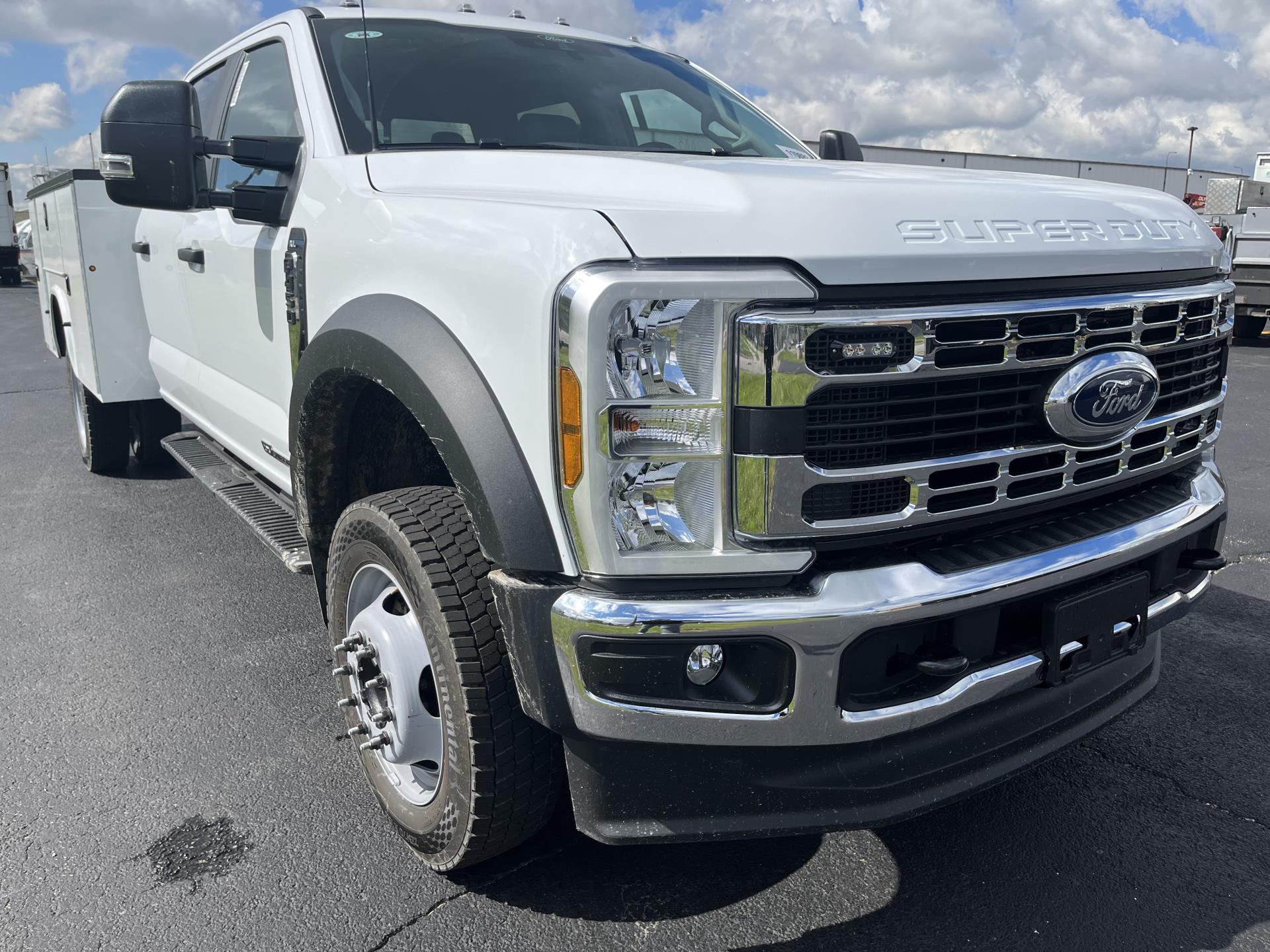 New 2026 Ford F-450 - photo 10