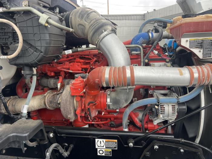 2023 Peterbilt 567-9