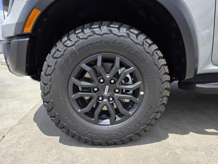 2025 Ford Ranger-10