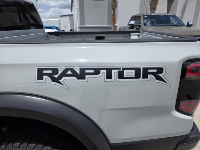 2025 Ford Ranger-11