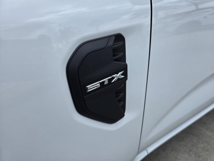 2025 Ford Ranger-11