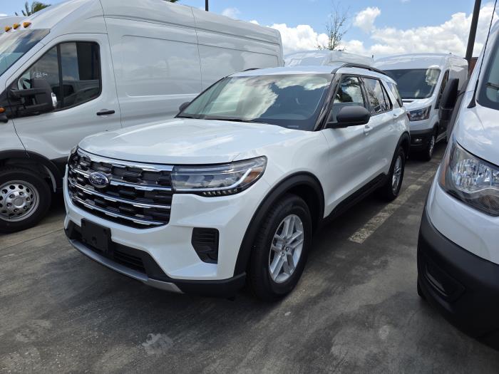2026 Ford Explorer-1