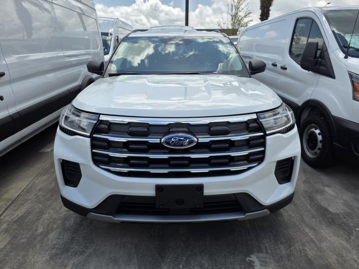 2026 Ford Explorer-2