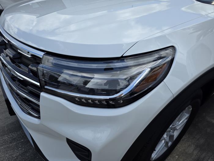 2026 Ford Explorer-8
