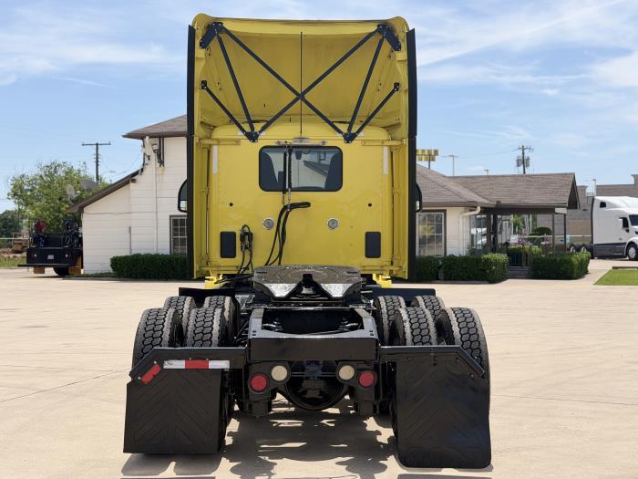 2022 Peterbilt 579-6