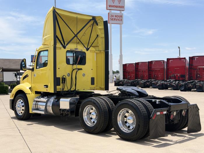 2022 Peterbilt 579-7