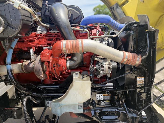 2022 Peterbilt 579-17