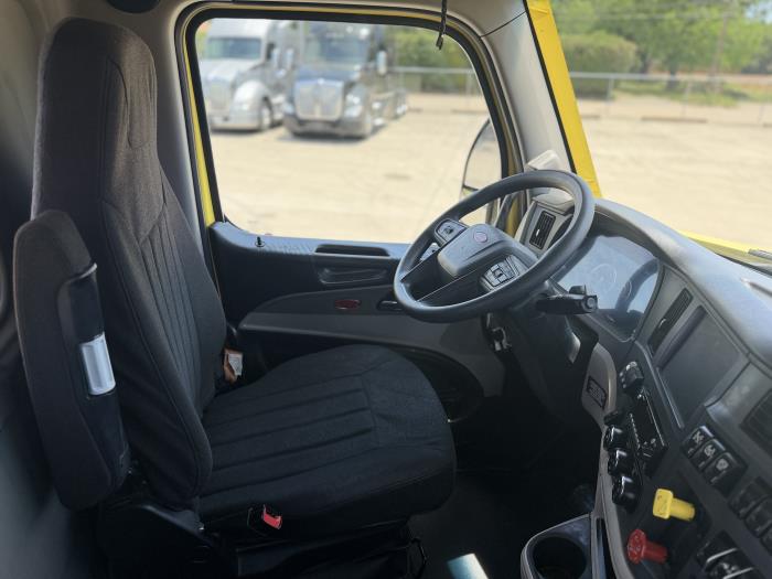 2022 Peterbilt 579-23