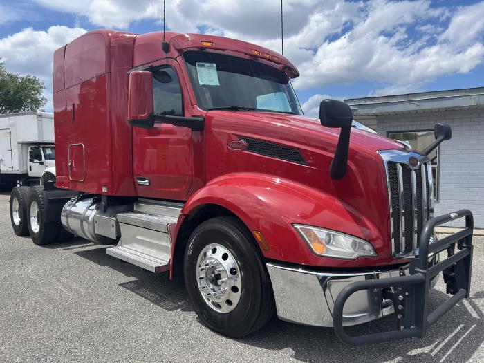 2022 Peterbilt 579-6