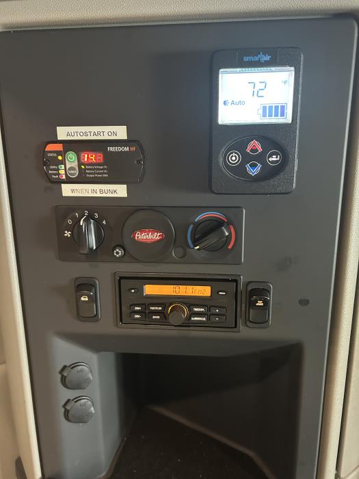 2022 Peterbilt 579-23