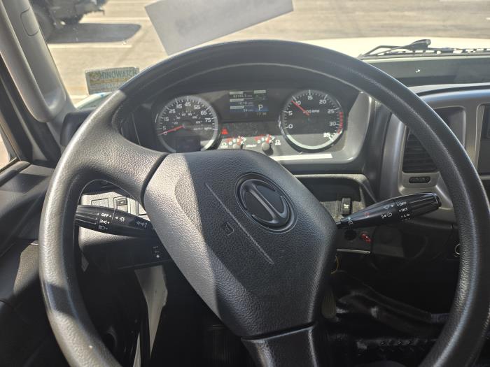 2019 Hino 268A-2