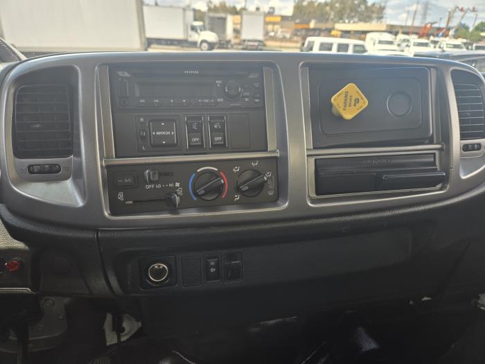 2019 Hino 268A-3
