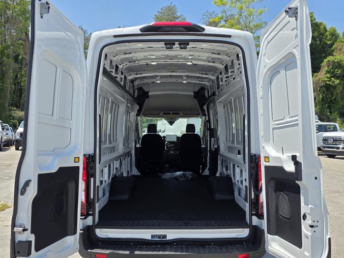 2026 Ford Transit 350 HD-9