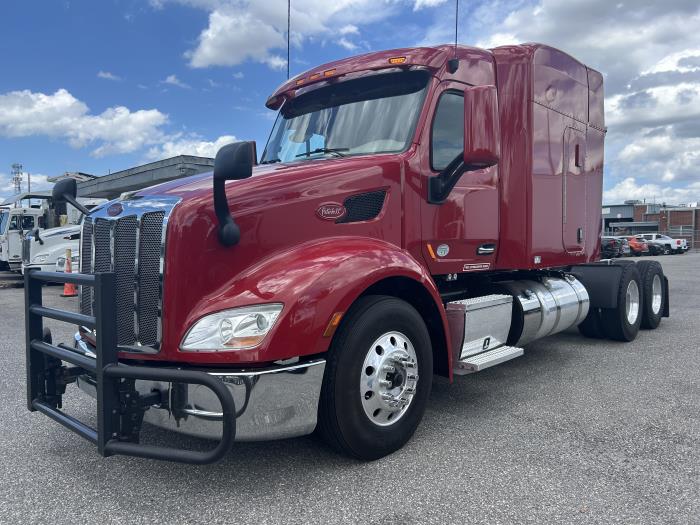 2022 Peterbilt 579-1