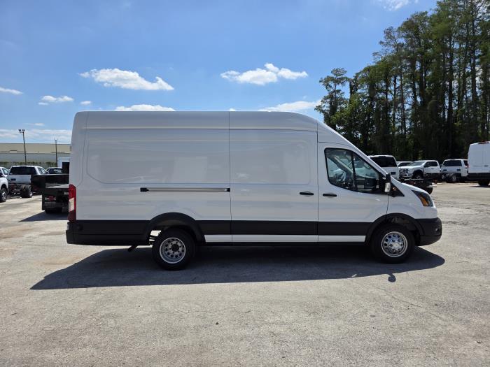 2026 Ford Transit 350 HD-4