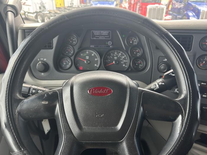 2022 Peterbilt 579-19