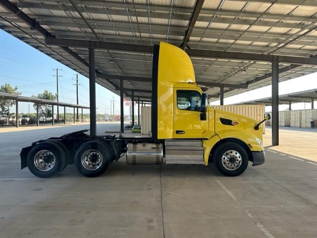 2021 Peterbilt 579-5