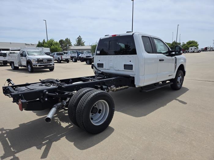 2025 Ford F-350-5