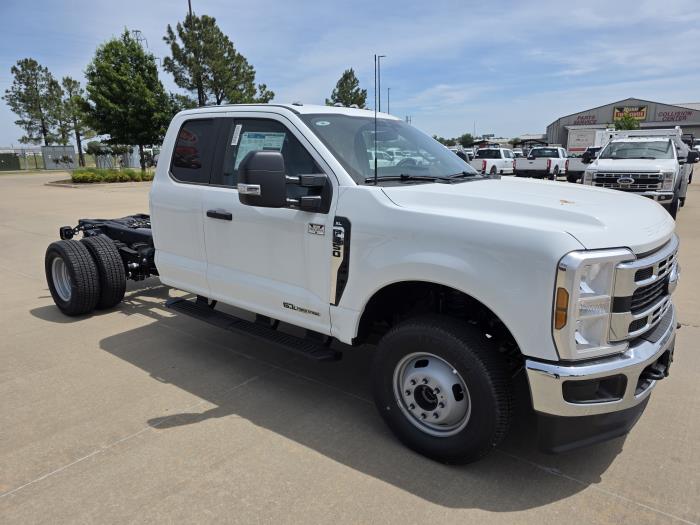 2025 Ford F-350-7