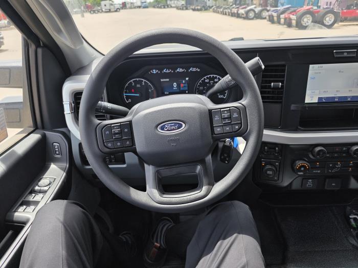 2025 Ford F-350-16