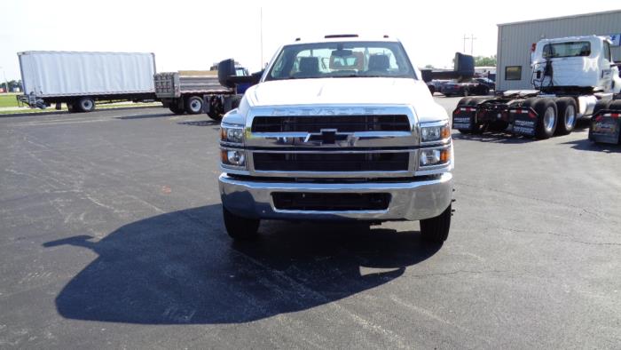 2024 Chevrolet Silverado-1