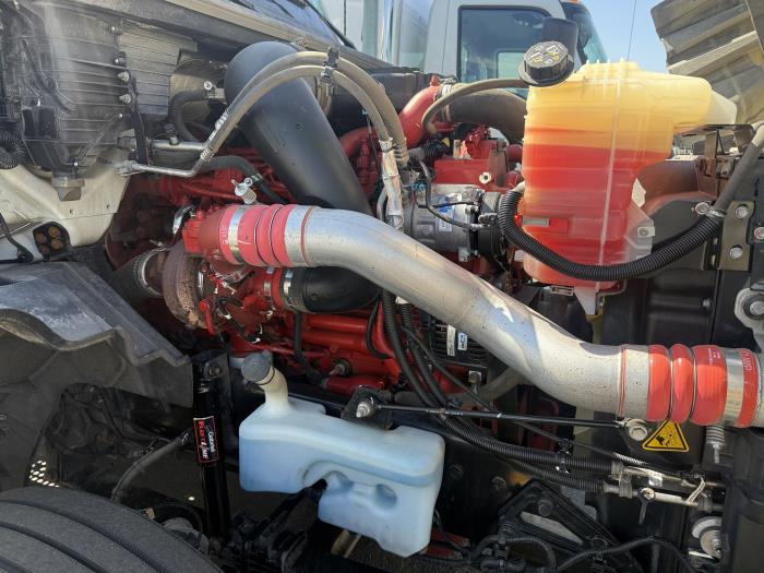 2021 International LT625-0