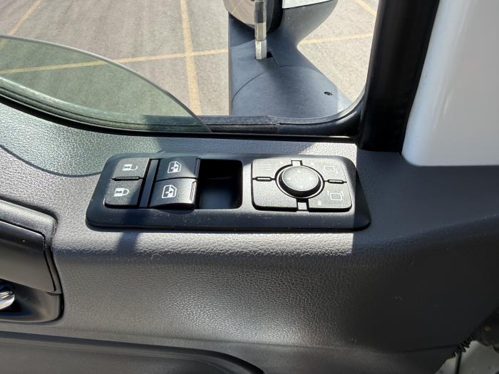 2021 International LT625-13