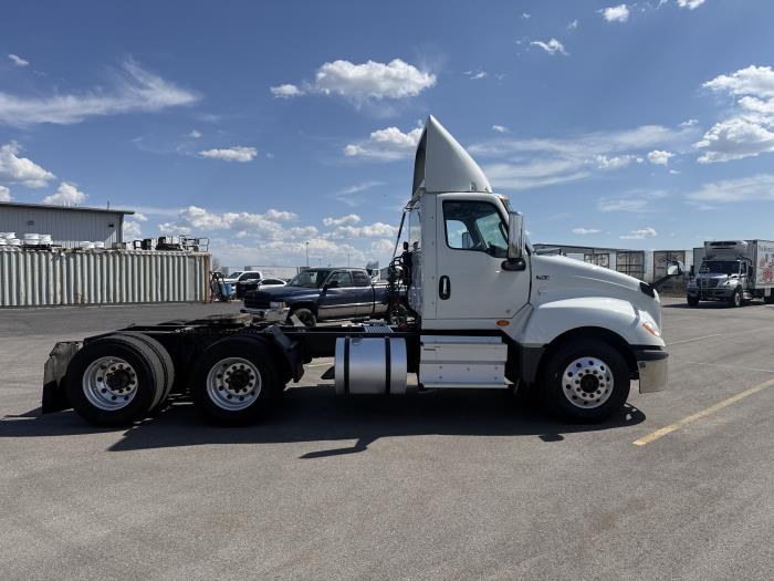 2021 International LT625-6