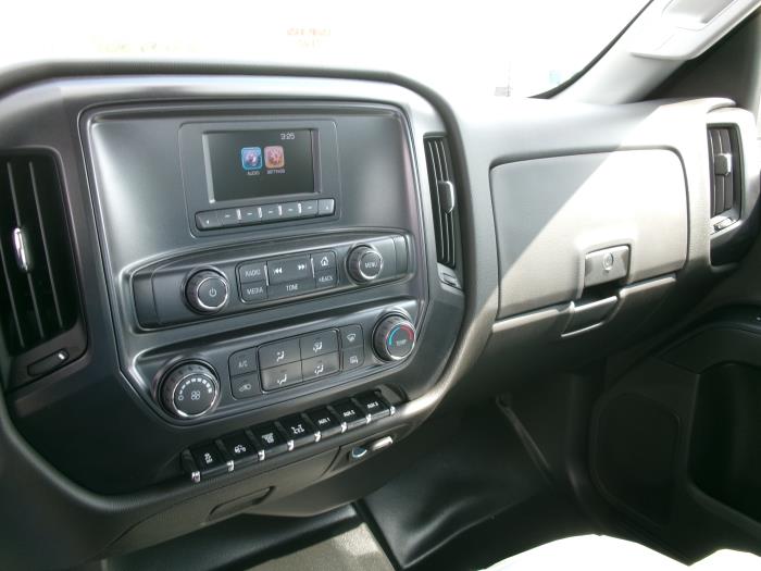 2024 Chevrolet Silverado-9