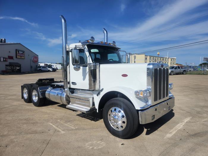 2027 Peterbilt 589-4