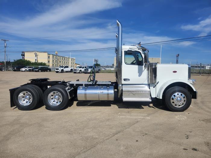 2027 Peterbilt 589-5