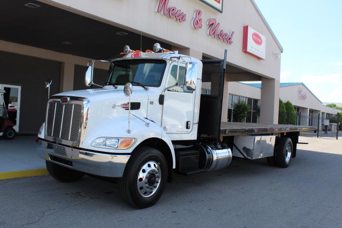 2020 Peterbilt 337-0