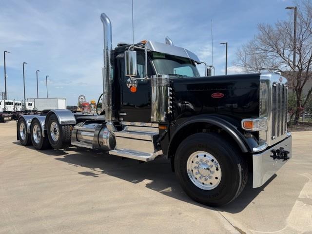 2027 Peterbilt 589-9