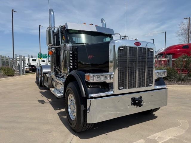 2027 Peterbilt 589-10