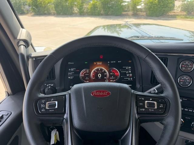 2027 Peterbilt 589-43