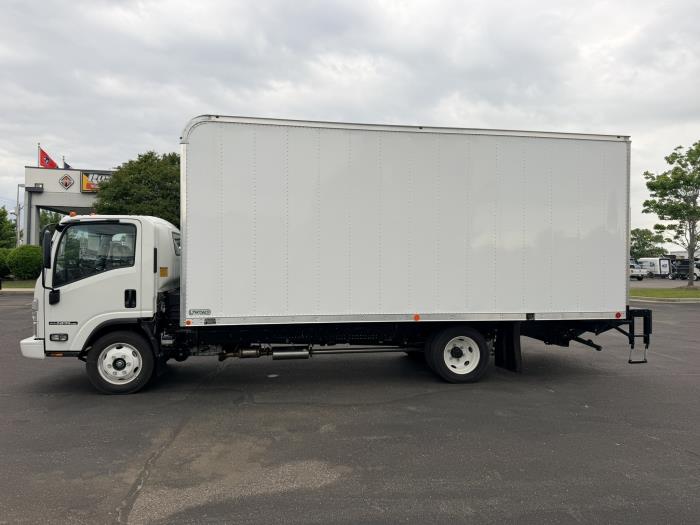 2026 Isuzu NPR-HD-2