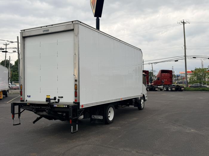 2026 Isuzu NPR-HD-5