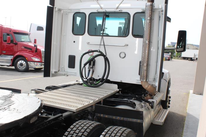 2022 Peterbilt 579-6