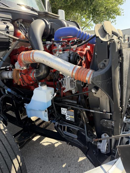 2022 Peterbilt 579-7