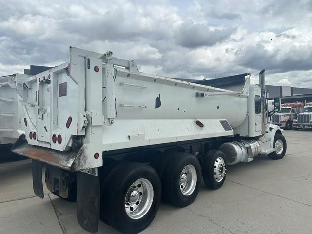 2020 Peterbilt 567-12