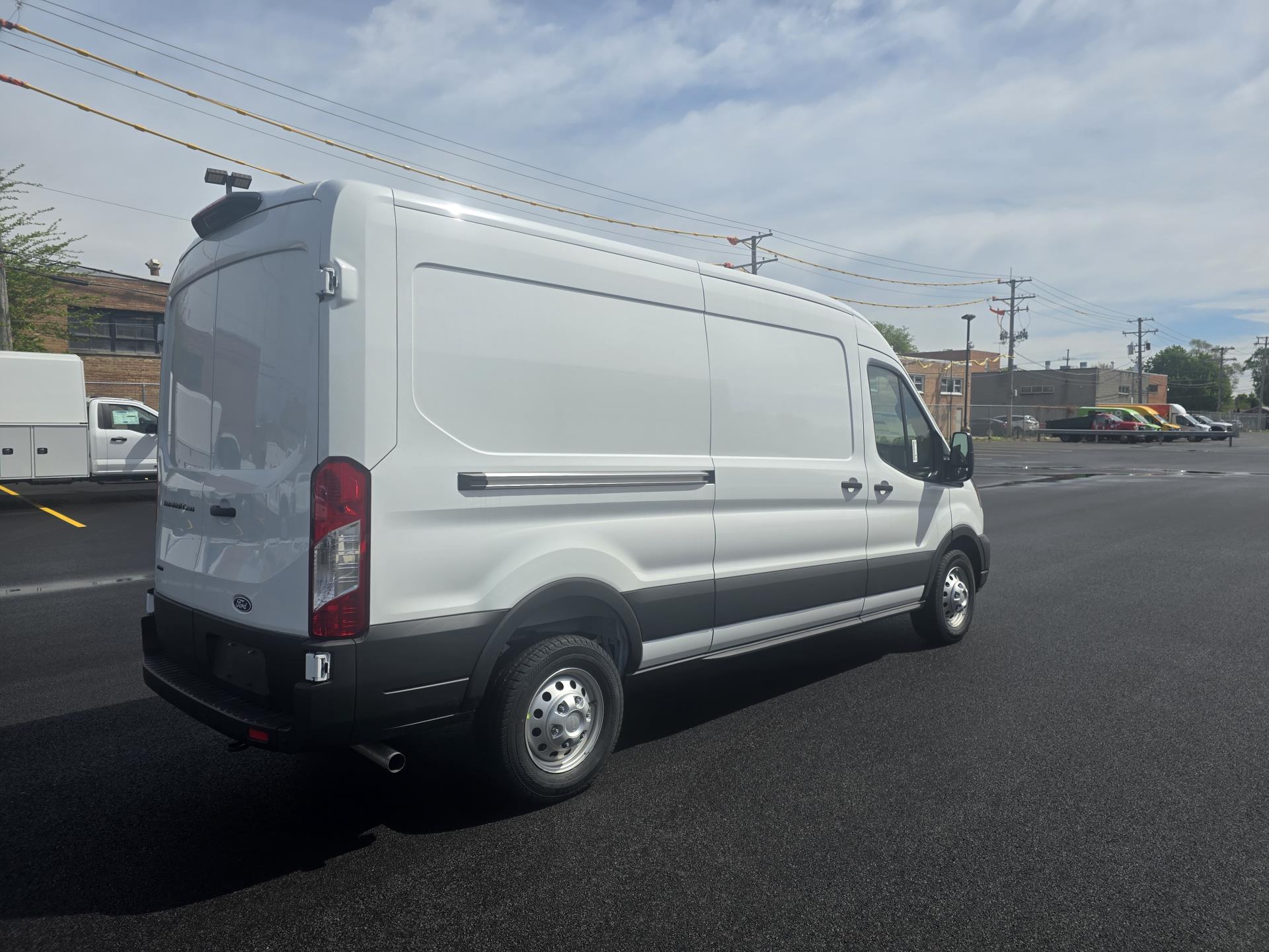 New 2026 Ford Transit 250 - photo 6