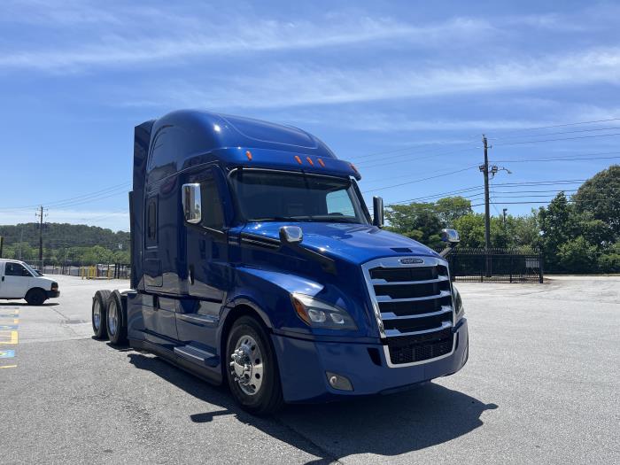 2023 Freightliner Cascadia-3